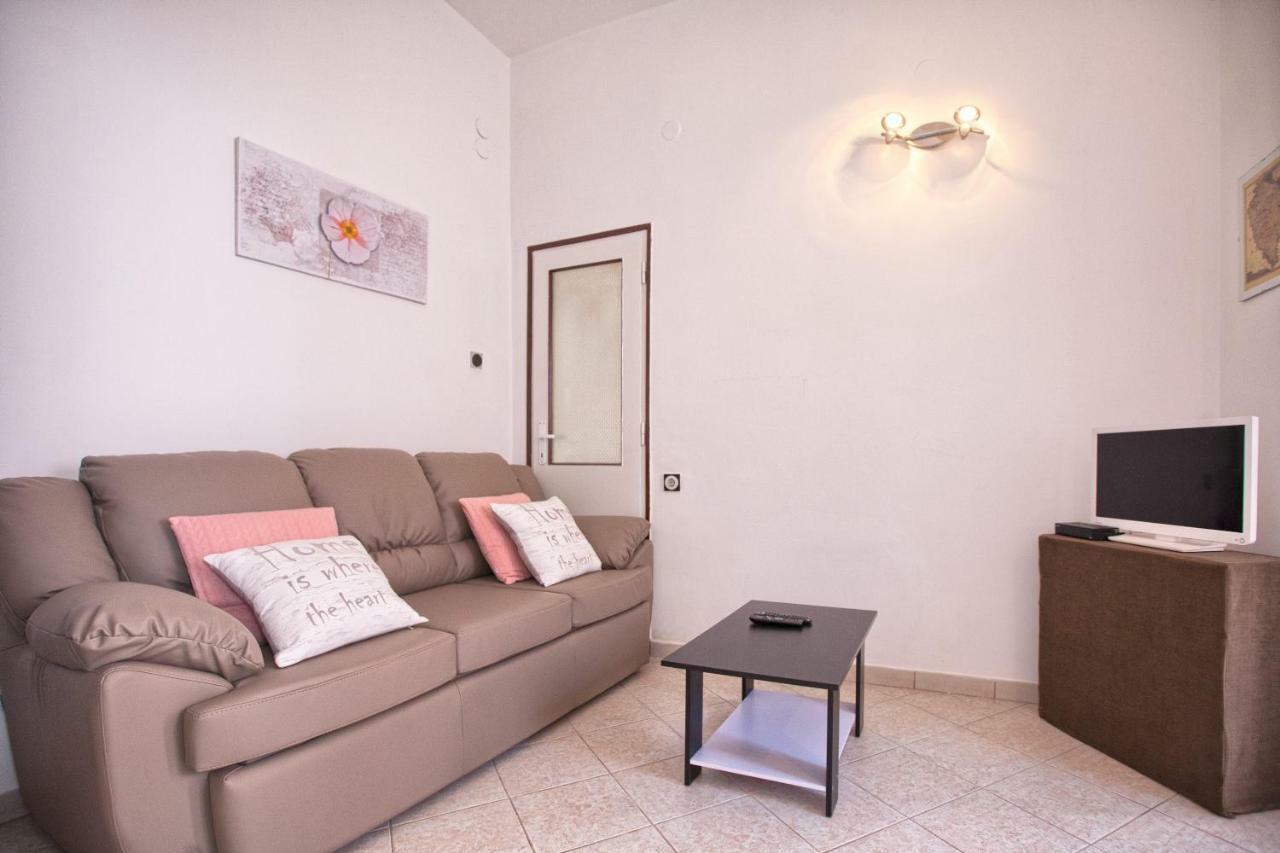 Apartment Rosy Póla Kültér fotó