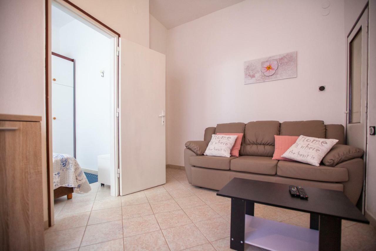 Apartment Rosy Póla Kültér fotó